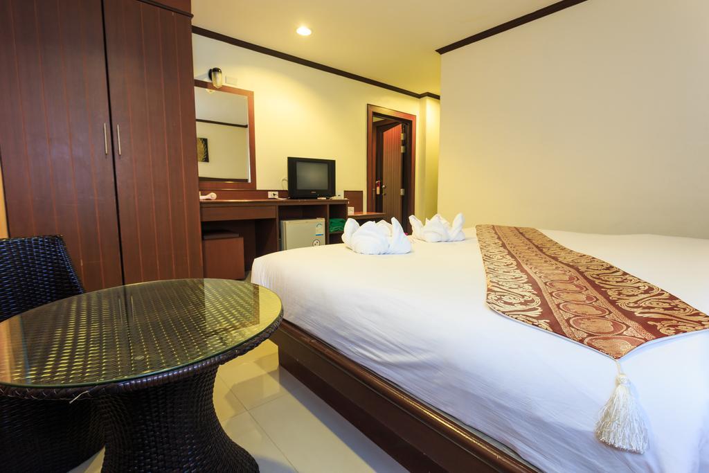 Sharaya Residence Patong Buitenkant foto