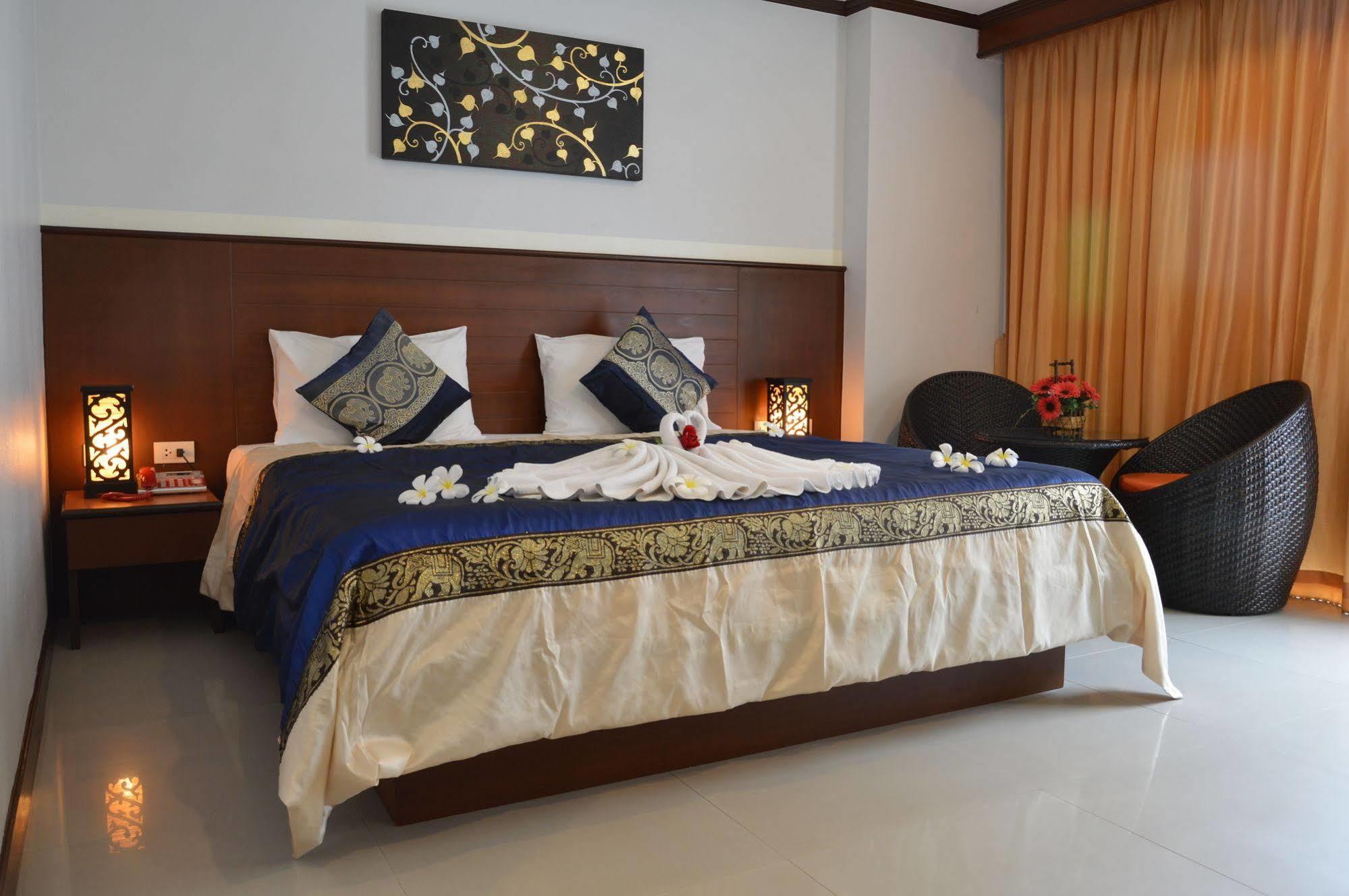 Sharaya Residence Patong Buitenkant foto